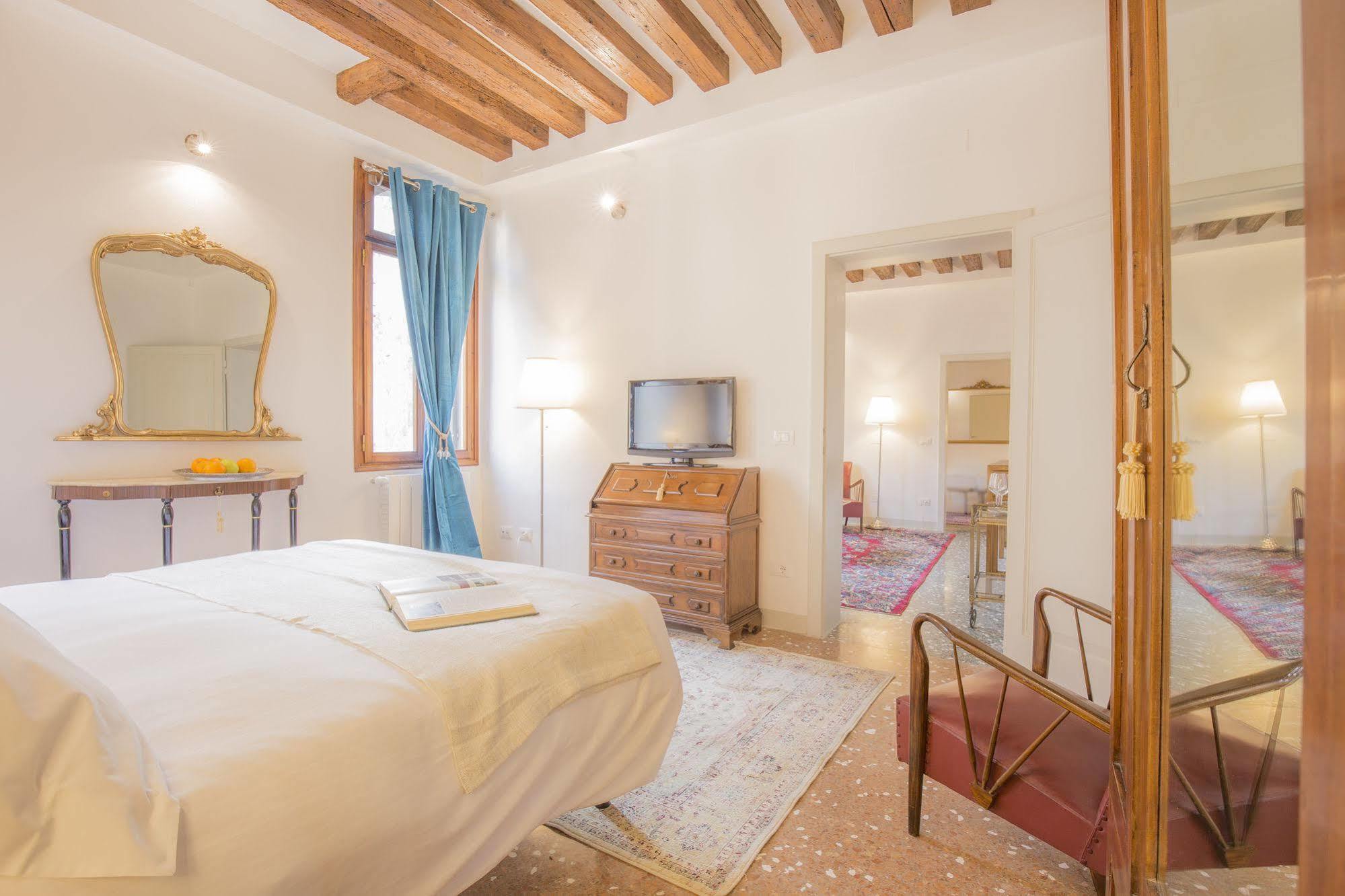 Corte Realdi Suites Venezia Buitenkant foto